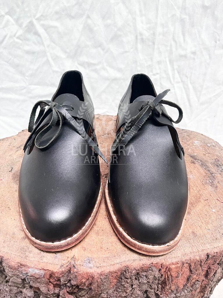 Medieval women Leather Shoes – Black
