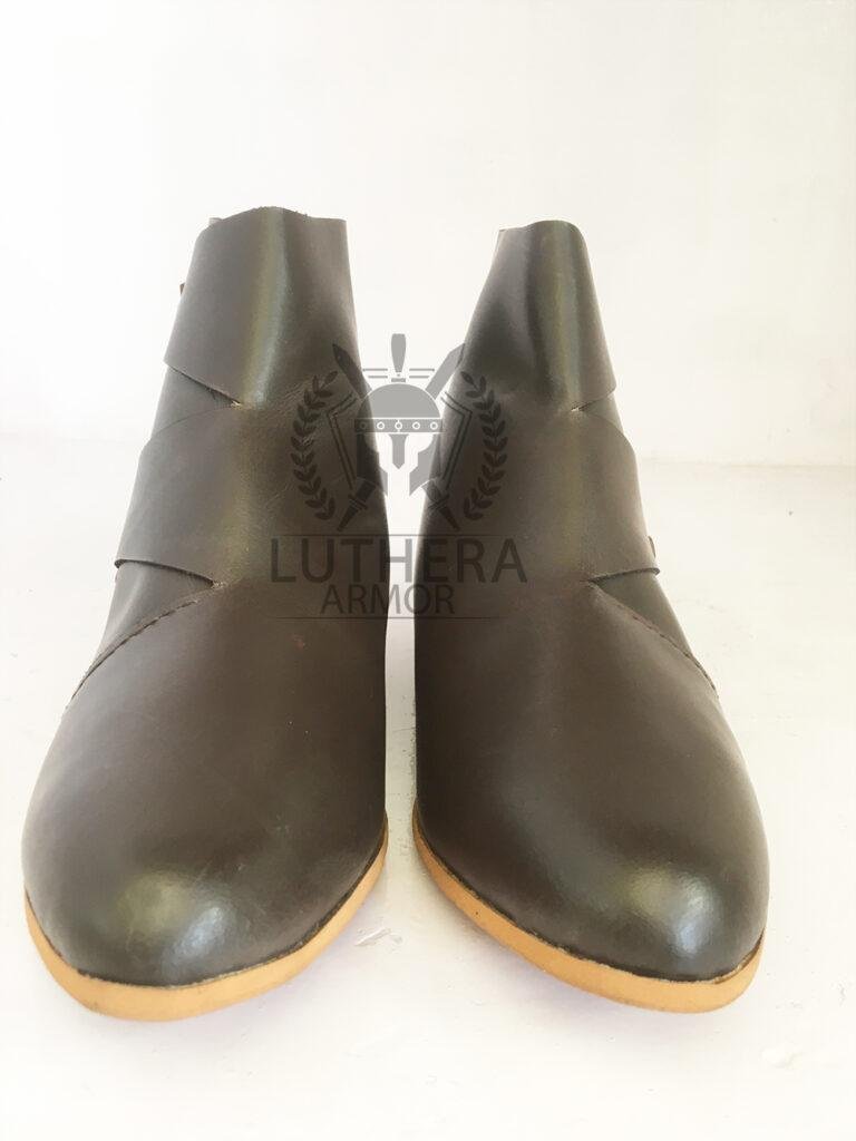 Viking Toggle Boots - Brown