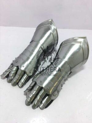 Gothic Gauntlets – 18 Gauge Steel - Image 2