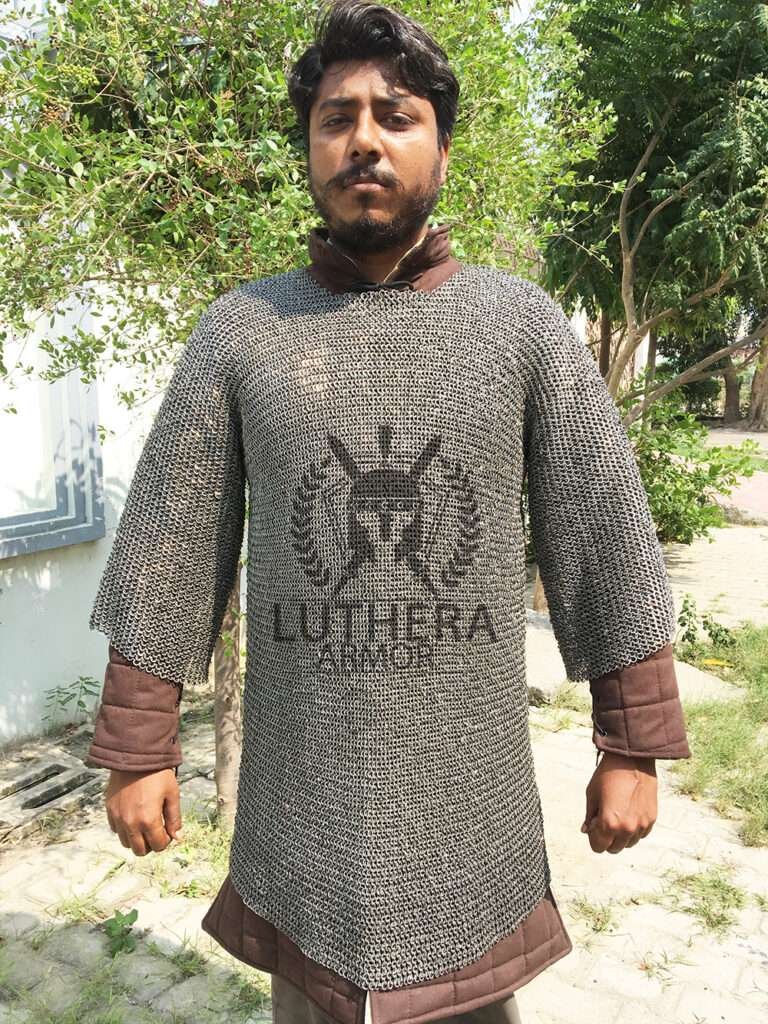 Chainmail Haubergoen 9MM Flat Ring Dome Riveted with solid Ring