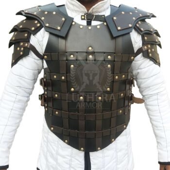 Knight Leather Armor with Shoulder