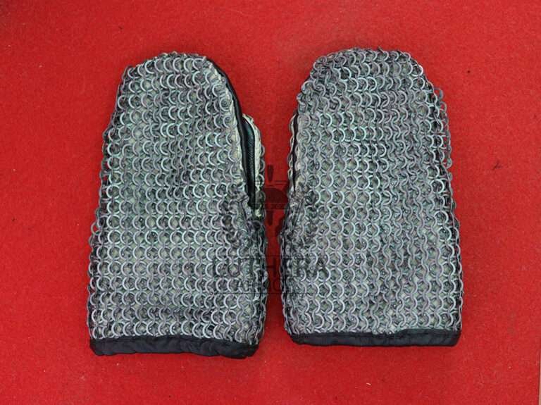 Chainmail Gloves – 9MM Flat Ring With Alternating Solid Ring Dome Riveted