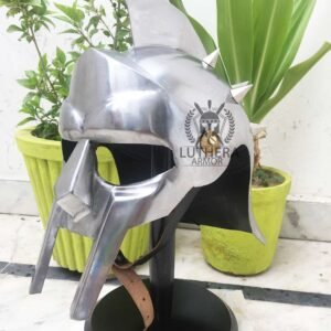 Gladiator helmet with spikes