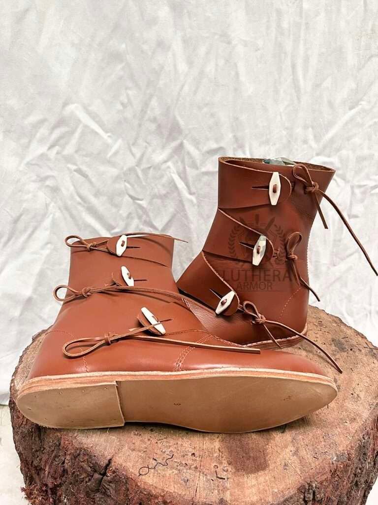 Viking Boots Three Toggle – Brown
